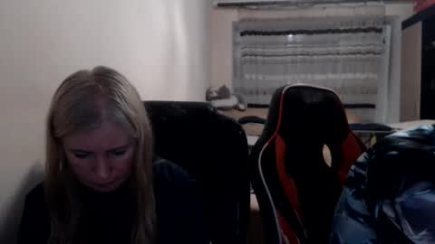 JenisAndPeter online show from June 5, 2026, 6:57 pm