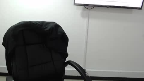 jenn online show from January 6, 2026, 9:18 pm