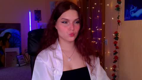Snapshot of jenna__sativa chatting on June 5, 2026, 11:05 am jenna__sativa online show from June 5, 2026, 11:05 am