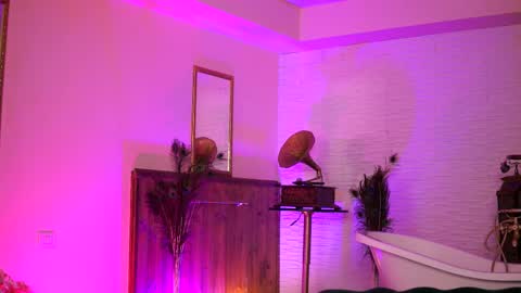 jenna_day online show from March 8, 2025, 4:12 am