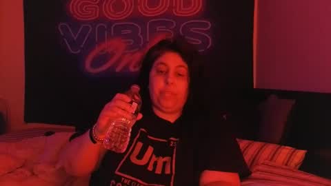  Dragon Queen. Be my Dragon --  and  online show from November 6, 2025, 11:33 am