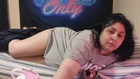  Dragon Queen. Be my Dragon --  and  online show from April 25, 2026, 7:33 pm