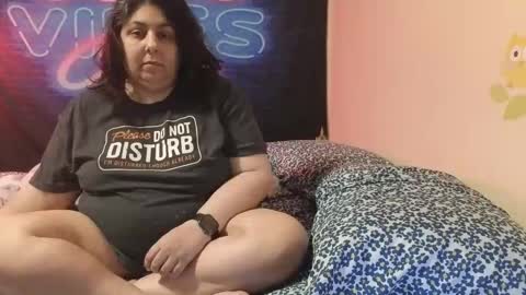 Snapshot of jennabrady chatting on May 25, 2026, 9:59 am Dragon Queen. Be my Dragon -- and online show from May 25, 2026, 9:59 am