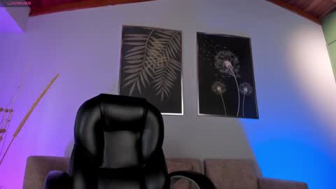 Snapshot of jennaolson chatting on February 3, 2025, 6:39 pm Jenna Olson online show from February 3, 2025, 6:39 pm