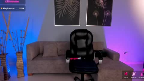 Snapshot of jennaolson chatting on February 5, 2025, 10:44 pm Jenna Olson online show from February 5, 2025, 10:44 pm