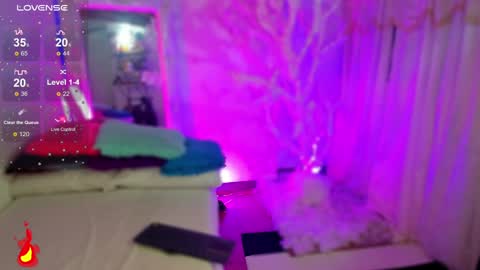 follow me in me  IG jenndy971 online show from January 11, 2025, 3:13 am