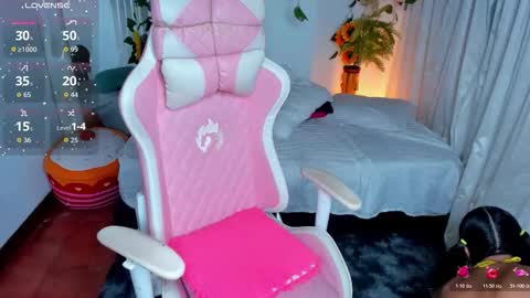 follow me in me  IG jenndy971 online show from February 6, 2026, 3:00 am