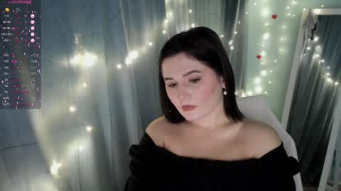 Snapshot of jennie_berry chatting on December 28, 2024, 4:30 am Jennie online show from December 28, 2024, 4:30 am