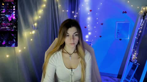 Snapshot of jennie_berry chatting on January 16, 2025, 6:46 am Jennie online show from January 16, 2025, 6:46 am