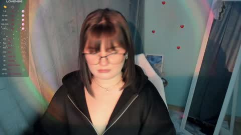 Snapshot of jennie_berry chatting on January 22, 2025, 2:15 am Jennie online show from January 22, 2025, 2:15 am