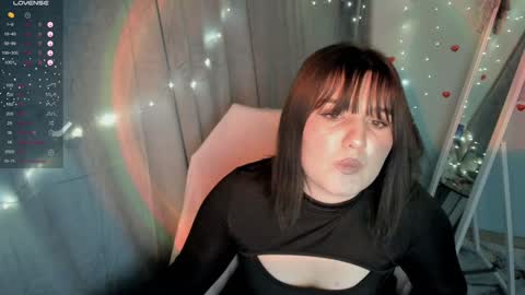 Snapshot of jennie_berry chatting on January 25, 2025, 10:28 pm Jennie online show from January 25, 2025, 10:28 pm