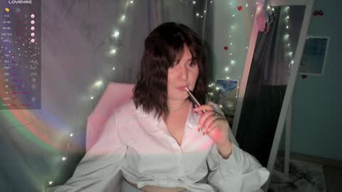 Snapshot of jennie_berry chatting on February 5, 2025, 9:18 pm Jennie online show from February 5, 2025, 9:18 pm