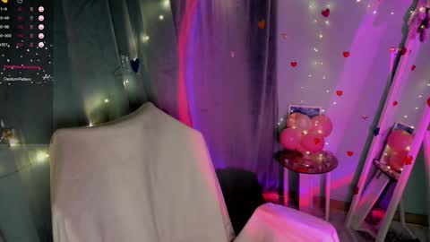 Snapshot of jennie_berry chatting on February 22, 2025, 1:00 am Jennie online show from February 22, 2025, 1:00 am