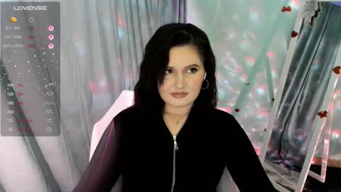 Snapshot of jennie_berry chatting on October 8, 2025, 10:40 pm Jennie online show from October 8, 2025, 10:40 pm