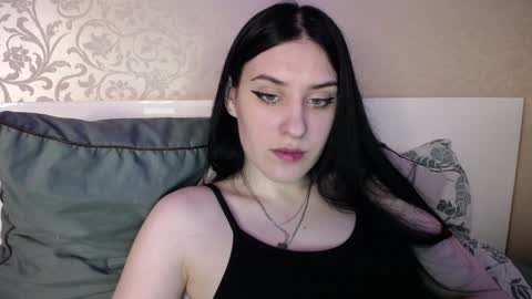 Helen online show from December 9, 2024, 11:34 pm