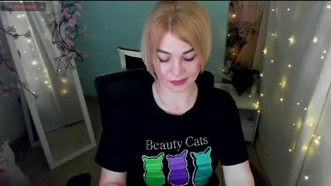 Jennifer online show from May 7, 2026, 1:05 pm