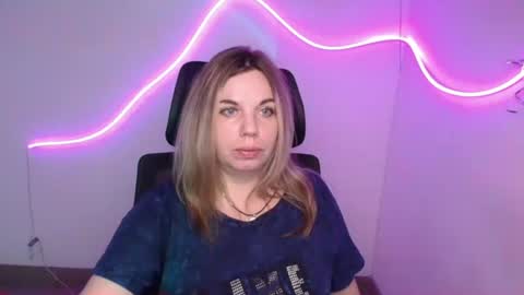 Jennifer online show from September 15, 2025, 11:32 am