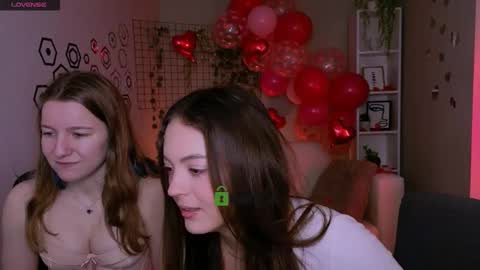 Snapshot of jennifer_sheil chatting on February 10, 2026, 12:31 pm jennifer_sheil online show from February 10, 2026, 12:31 pm