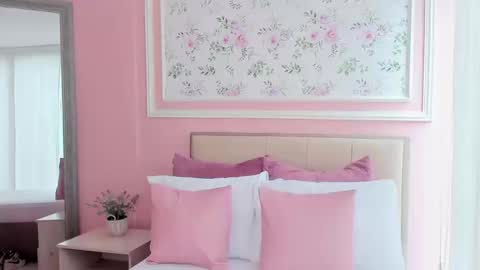 Snapshot of jennifer_snow_ chatting on September 17, 2025, 5:14 pm Jenifer online show from September 17, 2025, 5:14 pm