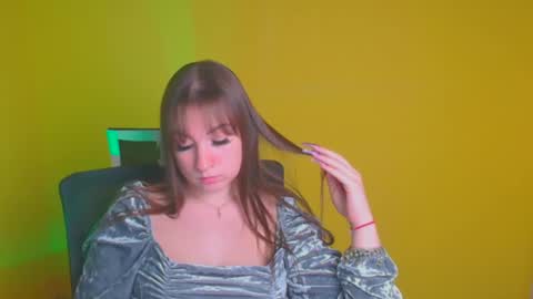 Jennifer online show from January 17, 2025, 4:26 pm