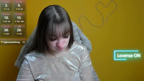 Jennifer online show from November 17, 2025, 6:41 am