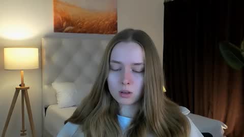 Jennifer online show from September 30, 2025, 9:09 pm