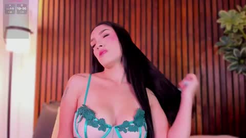     online show from January 10, 2026, 11:23 am