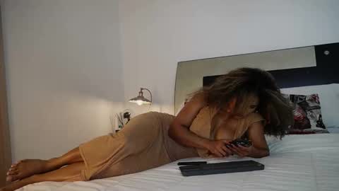 Jenn online show from May 27, 2026, 4:04 pm