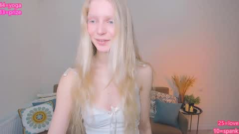 Jenny  online show from February 8, 2025, 4:04 pm