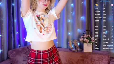 jenny_bunny_ online show from January 5, 2025, 7:38 am