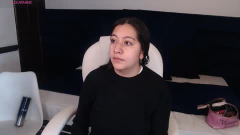 Snapshot of jenny_golden1 chatting on November 18, 2025, 12:31 pm Jenny online show from November 18, 2025, 12:31 pm