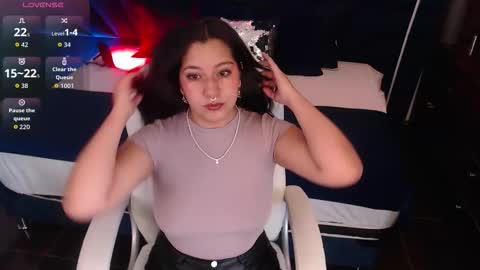 Snapshot of jenny_golden1 chatting on November 24, 2025, 12:16 pm Jenny online show from November 24, 2025, 12:16 pm