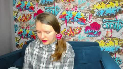 Snapshot of jenny_jimmy chatting on April 9, 2026, 1:49 am Jenny online show from April 9, 2026, 1:49 am