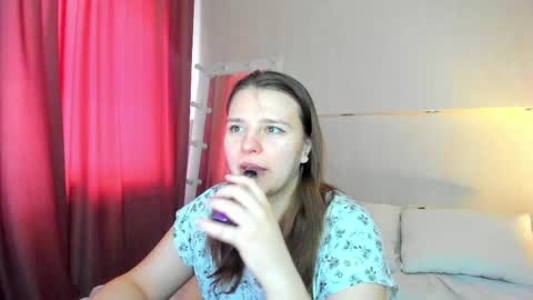 Snapshot of jenny_jimmy chatting on April 13, 2026, 9:26 am Jenny online show from April 13, 2026, 9:26 am