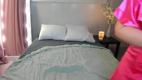 Snapshot of jenny_jimmy chatting on April 23, 2026, 12:29 pm Jenny online show from April 23, 2026, 12:29 pm