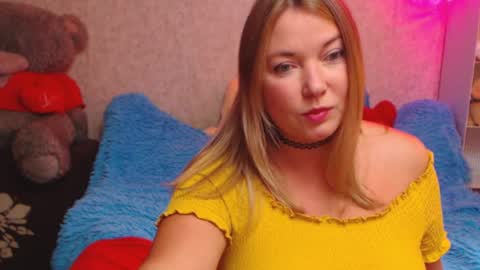Snapshot of jenny_oliviawow chatting on September 24, 2025, 2:09 pm  All the most interesting in private.  my room for my smile  online show from September 24, 2025, 2:09 pm