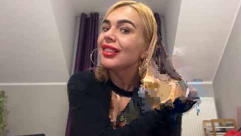 Jenny online show from December 20, 2024, 9:11 am