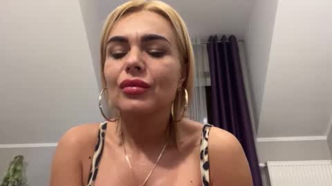 Jenny online show from January 8, 2025, 11:54 am