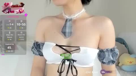 Jenny online show from October 17, 2025, 2:37 am