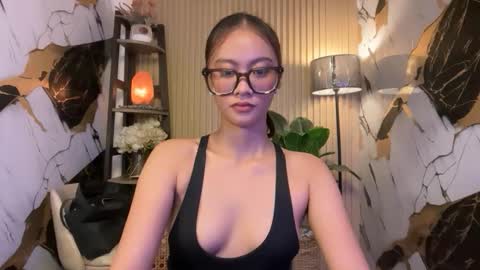 Snapshot of jenny_sweetgirlx chatting on June 7, 2026, 6:17 am jenny_sweetgirlx online show from June 7, 2026, 6:17 am