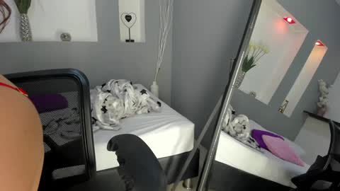 jenny_towers online show from January 20, 2025, 9:35 am