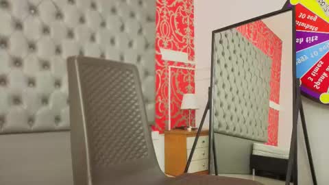 jenny_towers online show from October 5, 2025, 12:03 pm