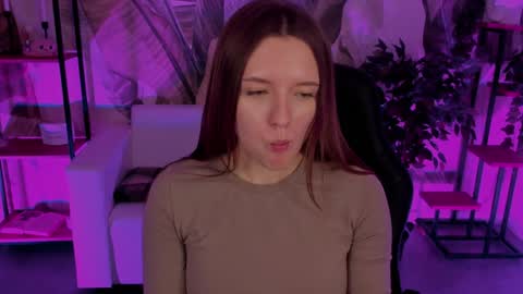 Jenny NO Nude online show from December 12, 2024, 8:25 am