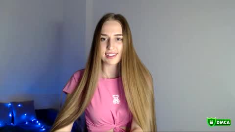 The Flower Power Models online show from November 13, 2025, 1:54 pm