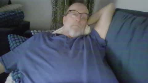 jens19651 online show from November 1, 2025, 7:21 am