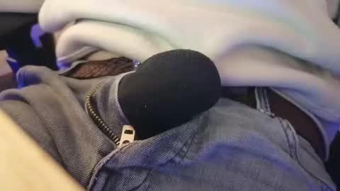 Machine  Sperme  online show from February 15, 2025, 7:06 pm