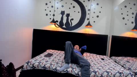 Jeremmyandstacy online show from February 10, 2025, 12:18 pm