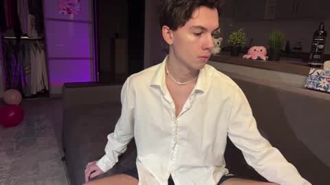 jeremy1scott online show from November 29, 2025, 9:40 pm