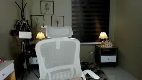 JENA online show from February 26, 2025, 1:00 am