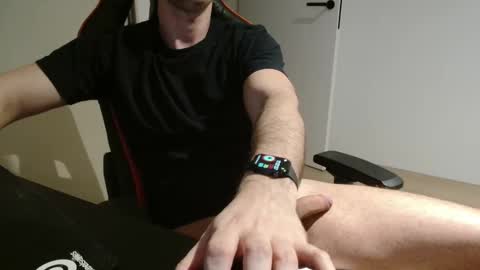 Boy likes daddies online show from February 1, 2026, 4:27 pm